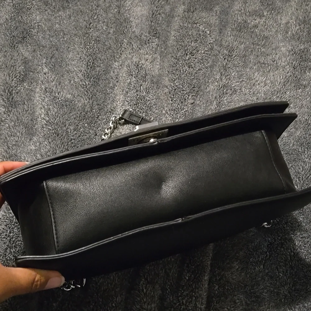 Purse - Picture 3 of 4